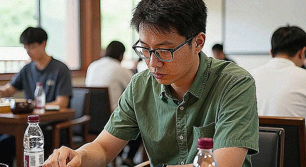 A Bent Larsen Headline, 27 Miniatures, and the Chess Product Economy: What ChessBase #225 Actually Reveals A Bent Larsen Headline, 27 Miniatures, and the Chess Product Economy: What ChessBase #225 Actually Reveals