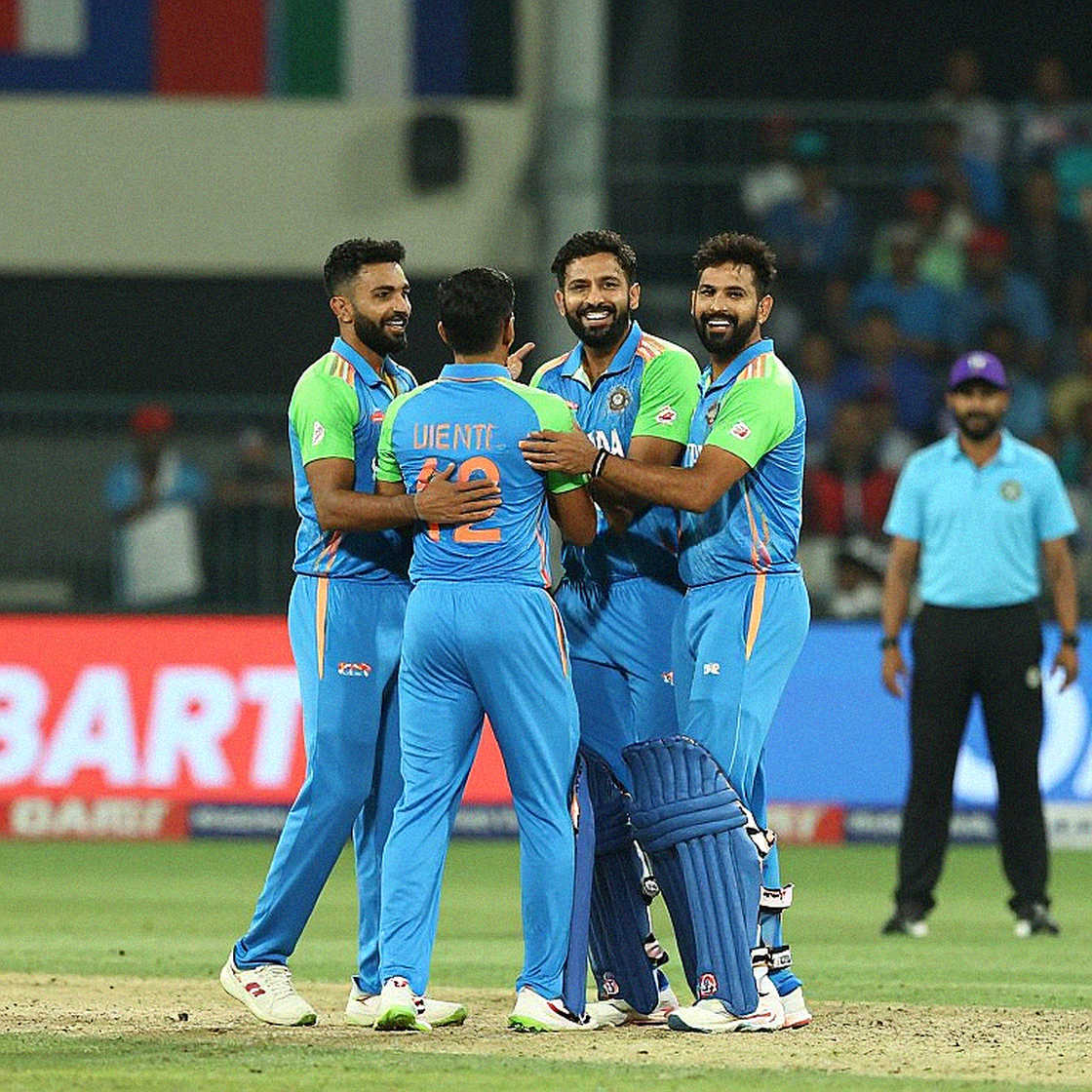 নিসাঙ্কা ছাড়া শ্রীলঙ্কা: পাওয়ারপ্লে-ফাটল, অনভিষিক্ত ওপেনার আর তিন জাতির সিরিজের নীরব পরীক্ষা
