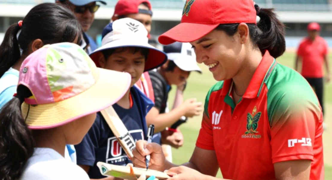 ওভার ৭ থেকে ১৫: এশীয় ক্রিকেটের সবচেয়ে দামি, সবচেয়ে কম দামে বিক্রি হওয়া দক্ষতা ওভার ৭ থেকে ১৫: এশীয় ক্রিকেটের সবচেয়ে দামি, সবচেয়ে কম দামে বিক্রি হওয়া দক্ষতা
