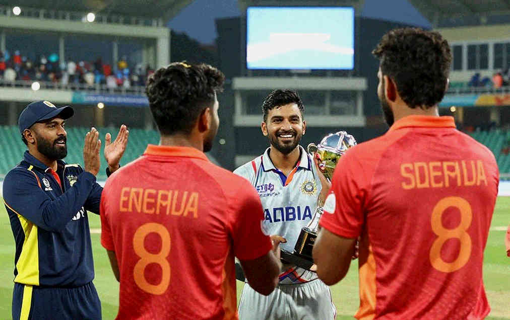 Reading the Empty Scorecard: When Absent Information Becomes the Match's Protagonist Reading the Empty Scorecard: When Absent Information Becomes the Match's Protagonist