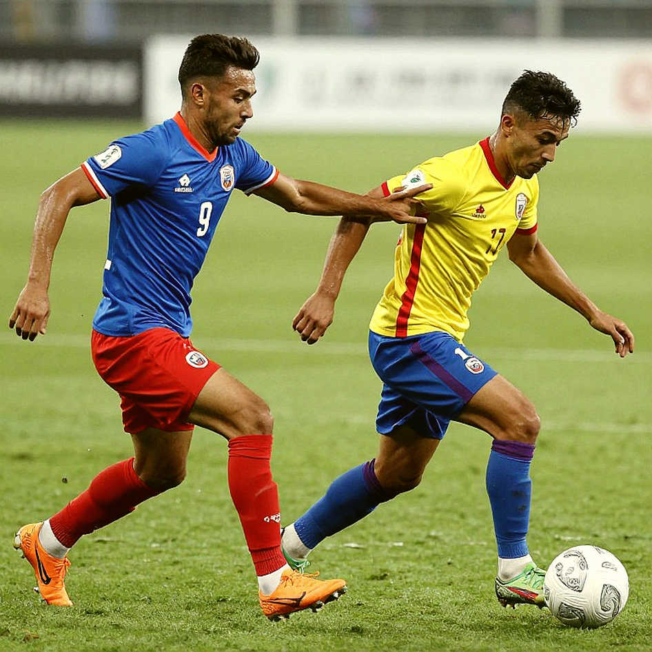 অ্যাস্টেরিস্কের যুগ: ম্যানচেস্টার সিটির ৮৩ কোটি পাউন্ডের হিসাব এবং প্রিমিয়ার লিগের নীরব ভাঙন অ্যাস্টেরিস্কের যুগ: ম্যানচেস্টার সিটির ৮৩ কোটি পাউন্ডের হিসাব এবং প্রিমিয়ার লিগের নীরব ভাঙন