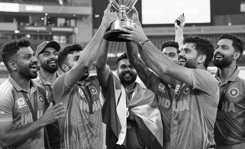 The Auction Price and the Body's Ledger: Who Really Buys the Risk in Cricket's Transfer Window