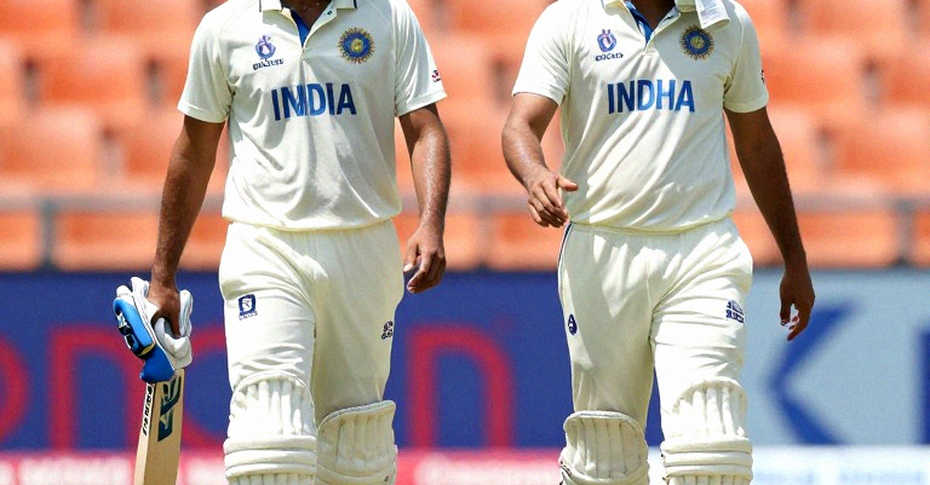 The Helmet Blow, the Empty Slip, and a Quiet Reckoning: Steven Smith's Absence on Day Four at Kingsmead The Helmet Blow, the Empty Slip, and a Quiet Reckoning: Steven Smith's Absence on Day Four at Kingsmead