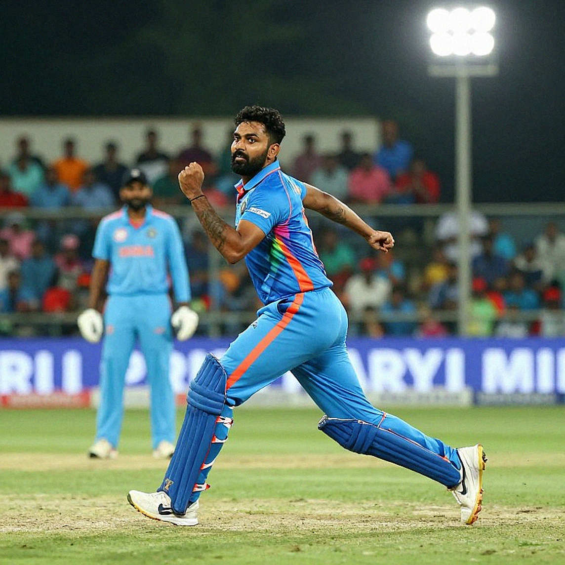 ৩৬৭ ক্যাপের ছায়া আর এক নামহীন জুটি: হোয়াইট ফার্নসের অস্ট্রেলিয়া সফরে গাপটিল